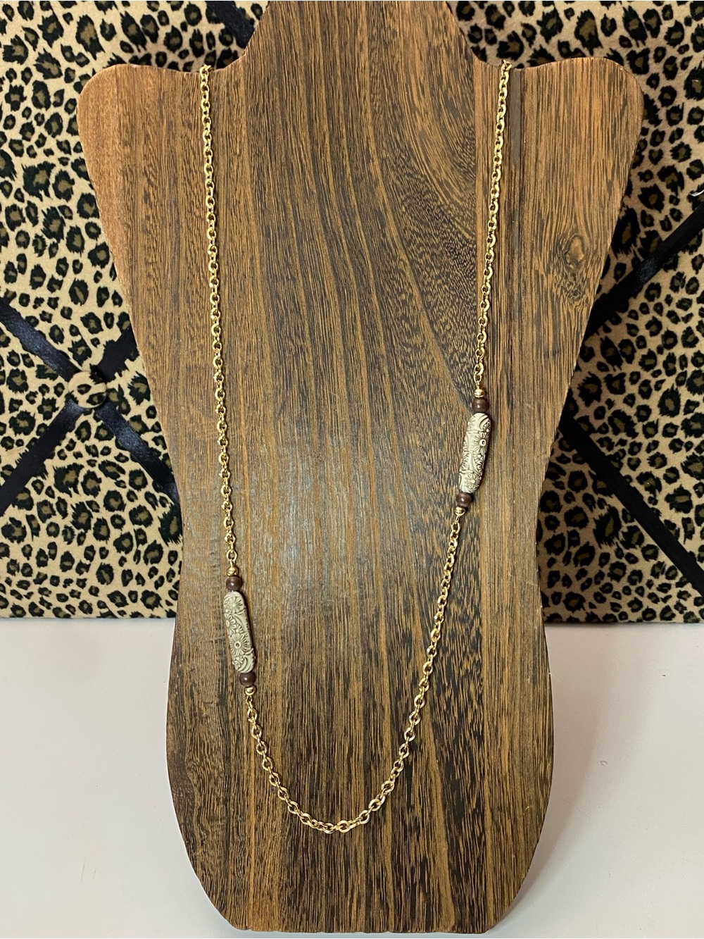 Sarah Coventry Gold Tone Long Floral Carved Bead Station Necklace Vintage 36”